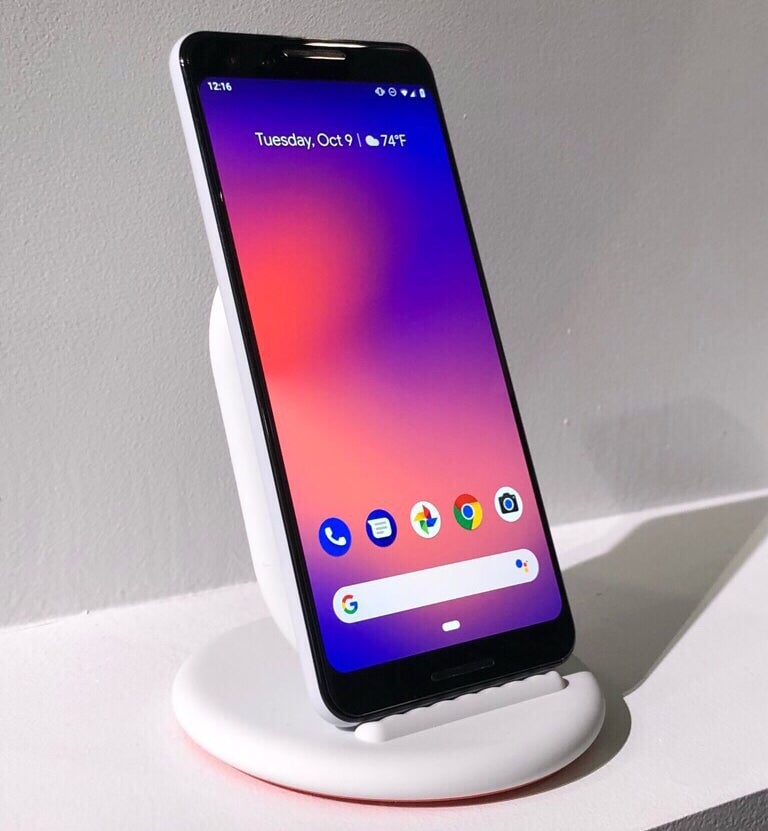 El PIxel 3 sobre un Pixel Stand