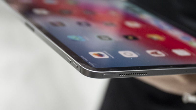 Sin un ratón, el iPad sigue estando muy limitado. Foto: Alex Cranz (Gizmodo)