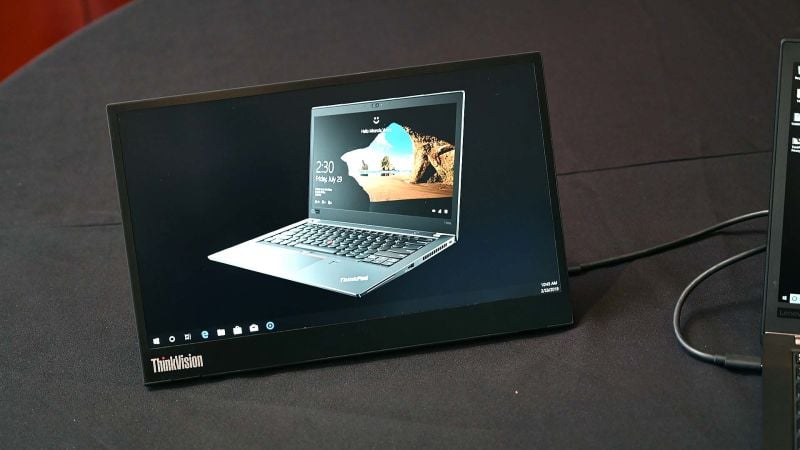 Poder duplicar mi espacio de trabajo en un segundo, díganme dónde tengo que firmar. Foto: Sam Rutherford (Gizmodo)