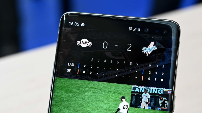 ¿Cuánto estás dispuesto a pagar para ver un icono de 5G en la barra de notificaciones de tu teléfono? Foto: Sam Rutherford (Gizmodo)