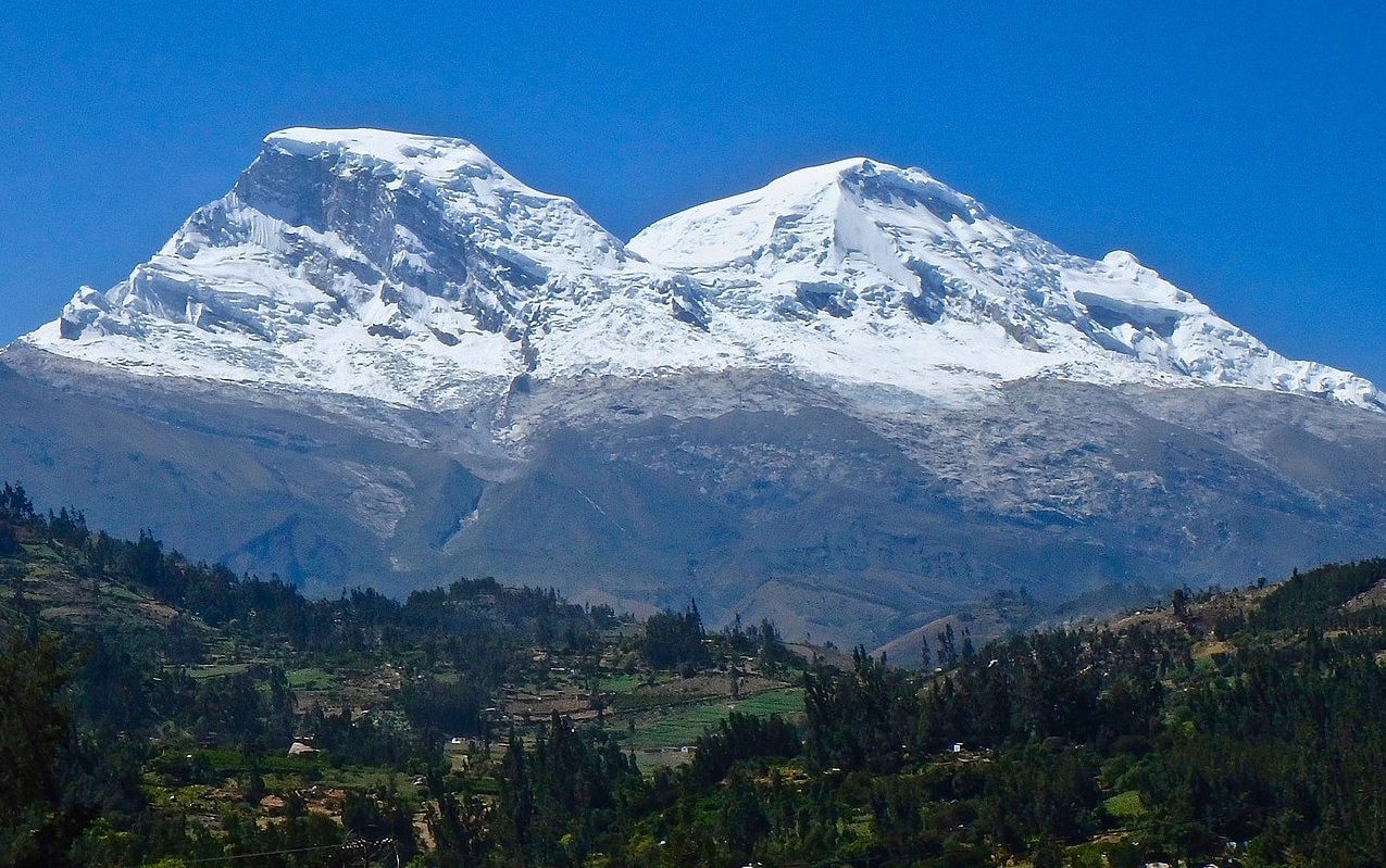 Image: Huascarán visto desde Yungay