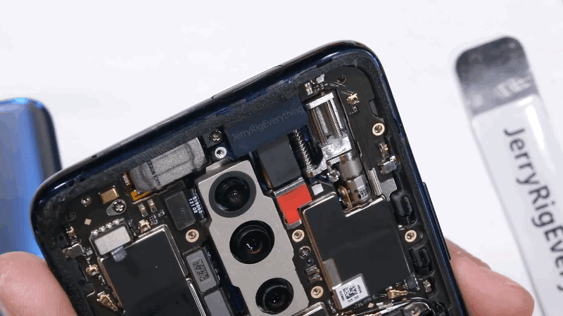 Así funciona el mecanismo de la cámara plegable.