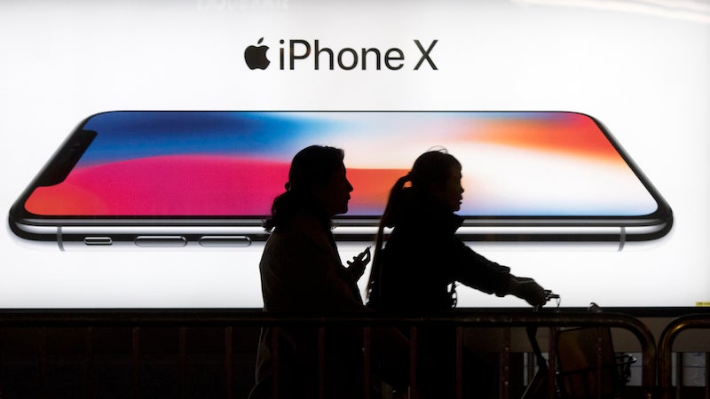 Unos demandantes en Estados Unidos alegan que el tamaño de la pantalla y la resolución de los iPhone X y XS son erróneos debido al notch.