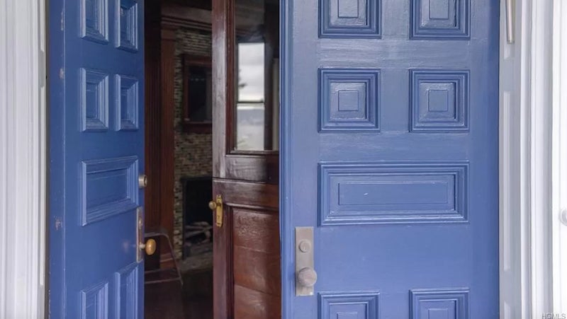 Los rumores de la casa empezaron cuando se mudó Helen Ackley en los años 60.