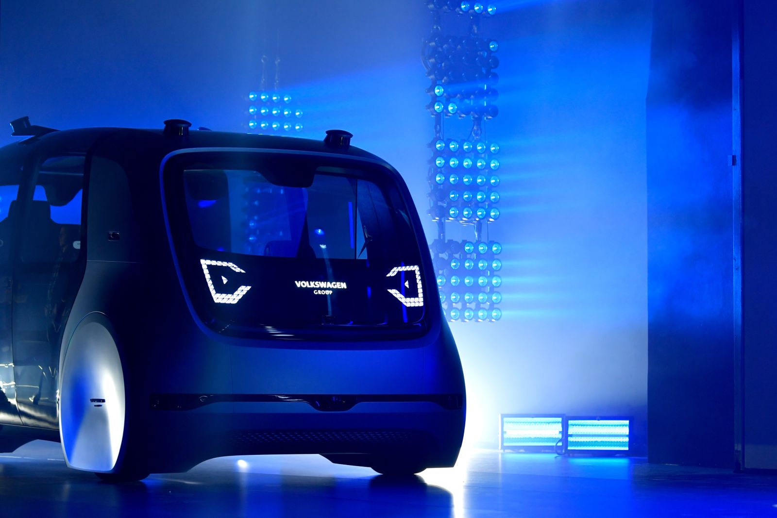 Image: Se presenta un automóvil autónomo “Cedric” de Volkswagen AG (VW) durante el evento Volkswagen Group Shaping The Future