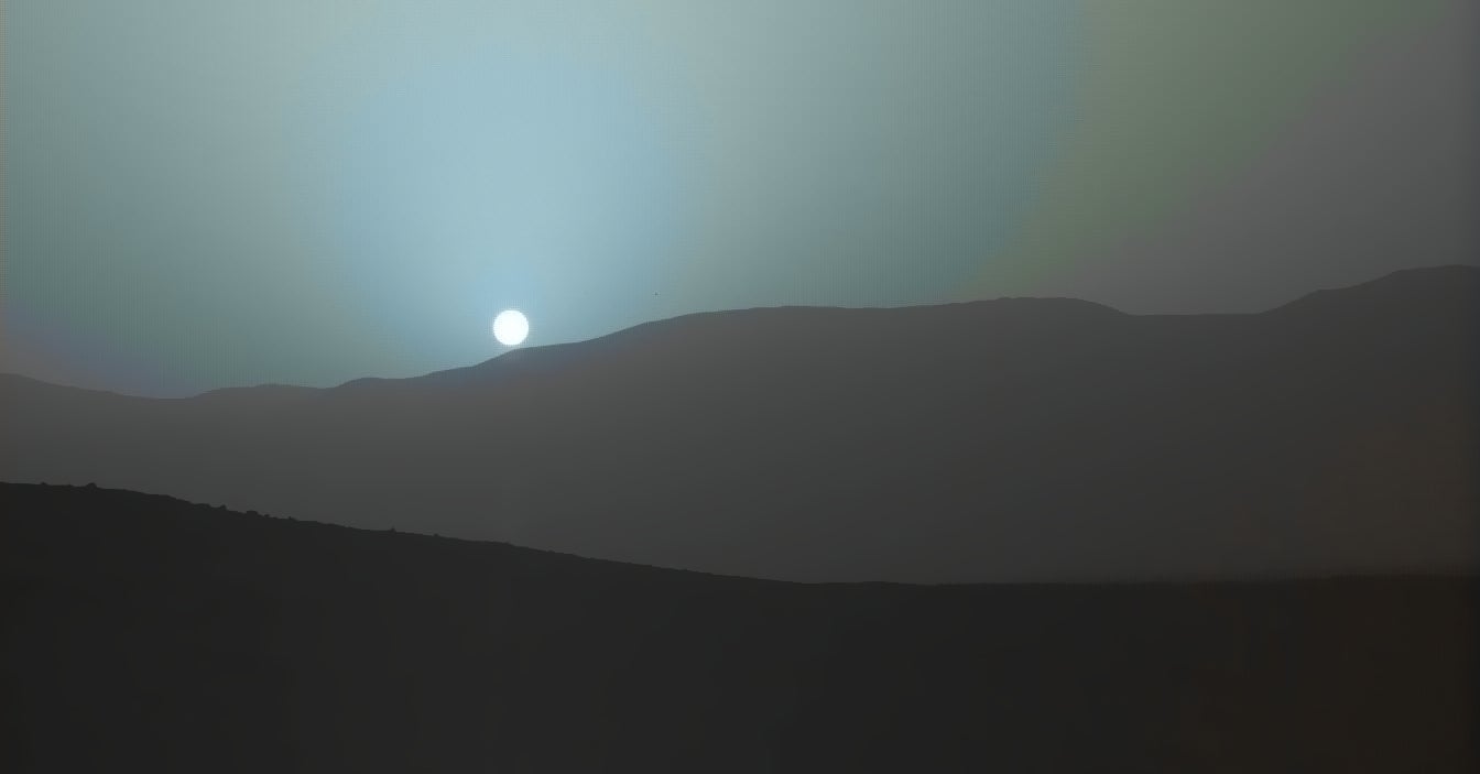 Un atardecer real fotografiado desde la superficie de Marte por el rover Curiosity