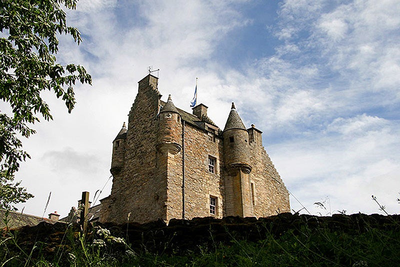 Panorámica del Castillo Ferniehirst, en Escocia.