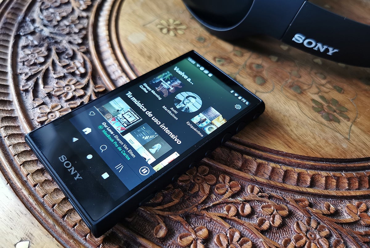 Spotify no es precisamente la mejor manera de escuchar música en el NW-A105.