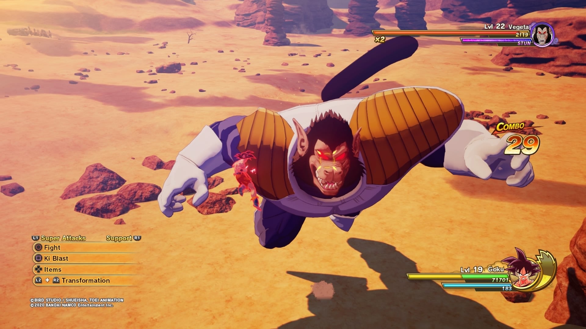Sí, una de las batallas es contra Vegeta transformado.