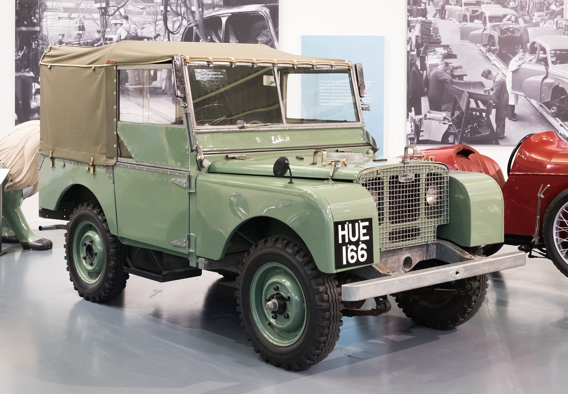 El Land Rover Series I. Este automóvil, con el número de registro HUE 166, fue el primer Land Rover de preproducción