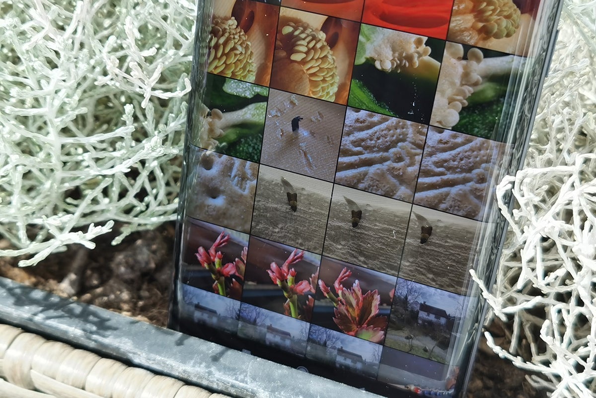 Así se ve la pantalla del Mi Note 10 con un sol intenso pegándole directamente.