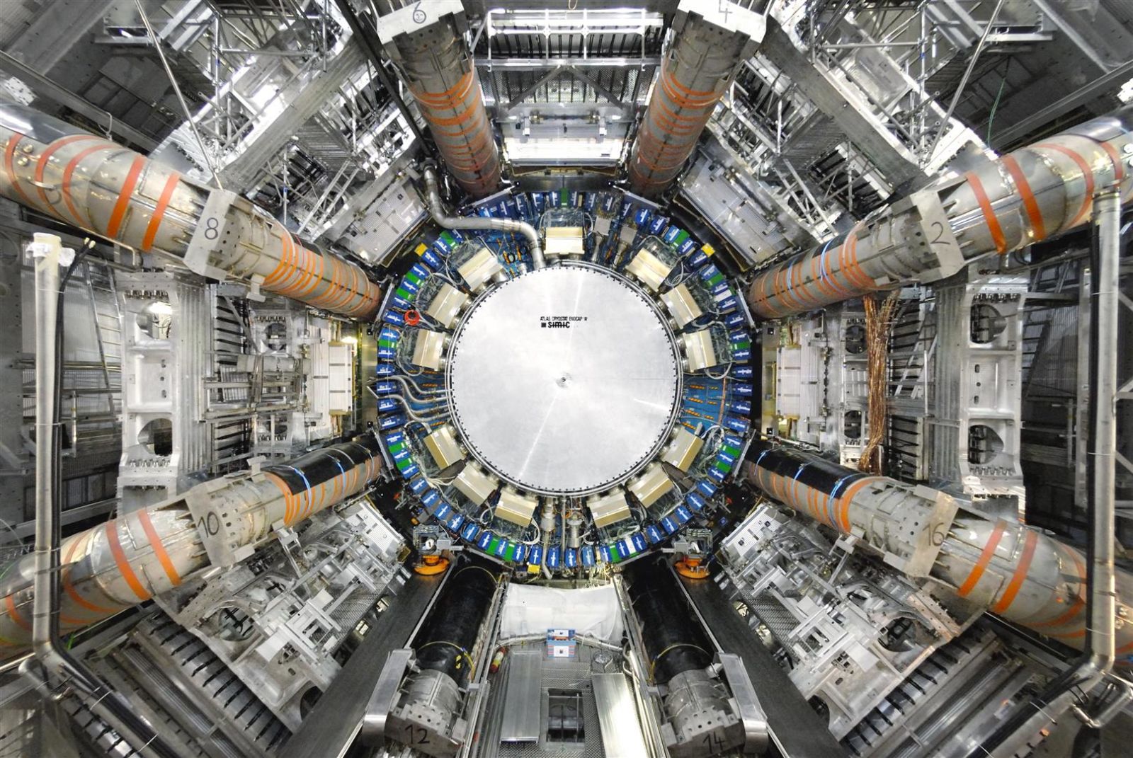 Imagen del detector ATLAS en el Gran Colisionador de Hadrones. Foto: Claudia Marcelloni (CERN)