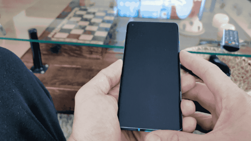 El de huella ya depende de que tus dedos estén limpios y no tengan ninguna marca.