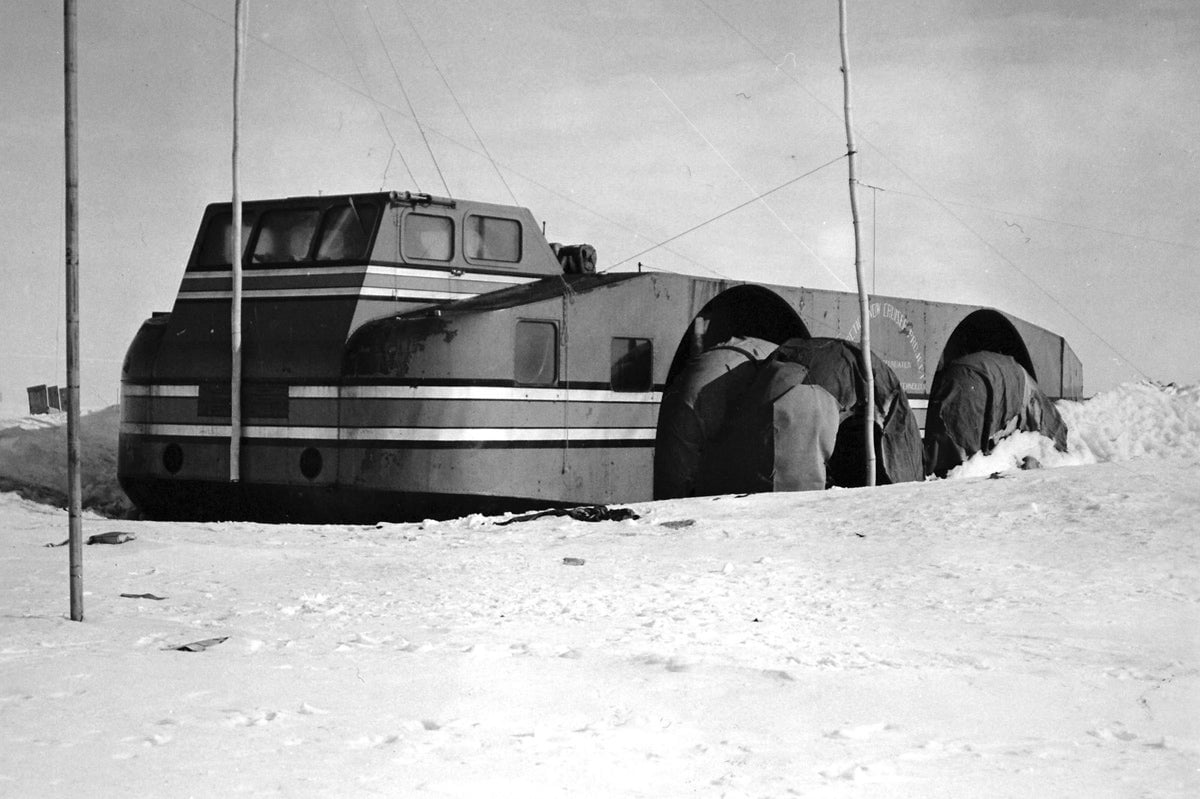 Image: El Snow Cruiser ya en la Antártida