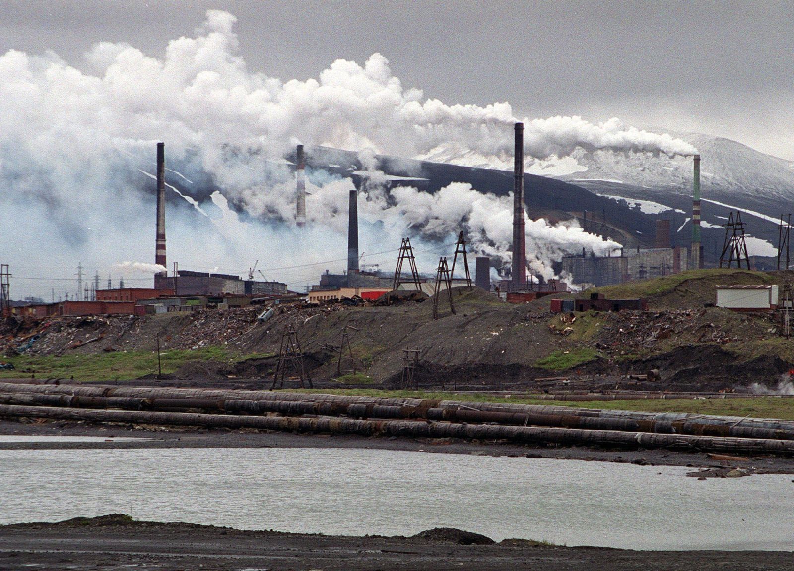 Panorámica de las instalaciones de Norilsk Nickel.