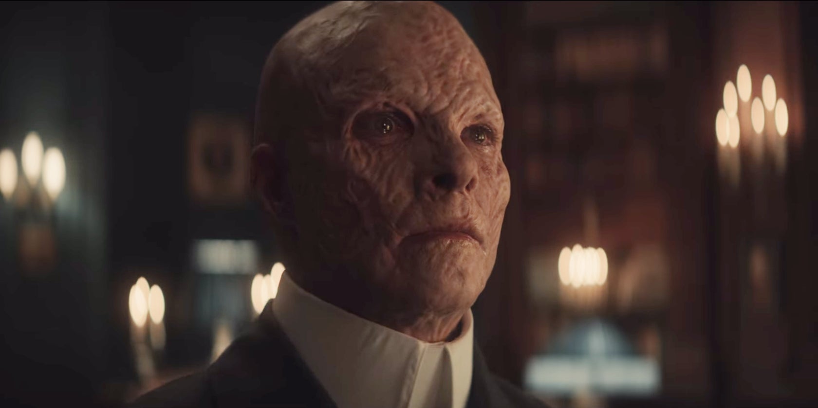 El momento en el que Jonas se transforma en Adam.