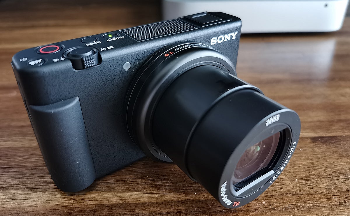 Photo: Carlos Zahumenszky