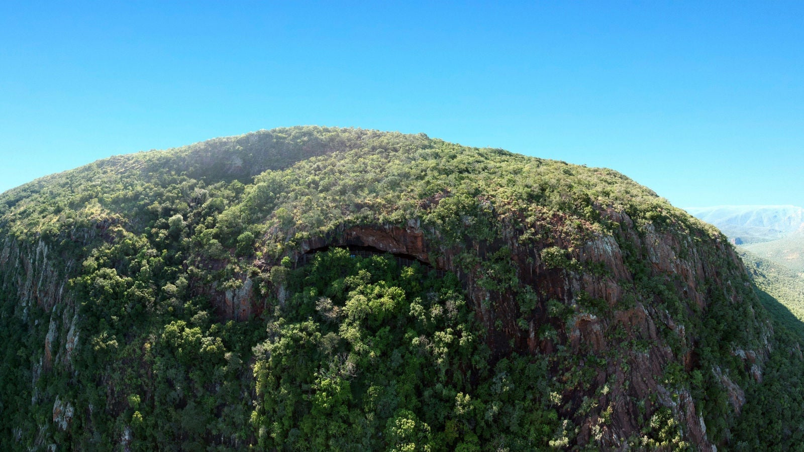 El refugio rocoso Border Cave en las montañas Lebombo, en el sur de África.