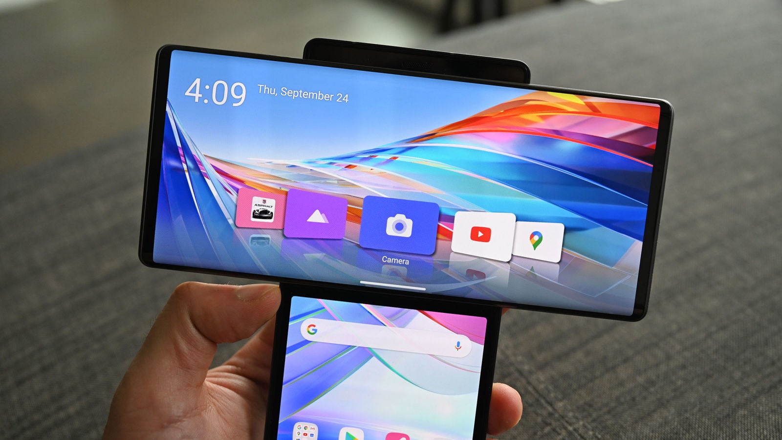 El carrusel de aplicaciones de LG hace que sea más fácil buscar apps optimizadas para el Wing, pero realmente no necesita esta función.