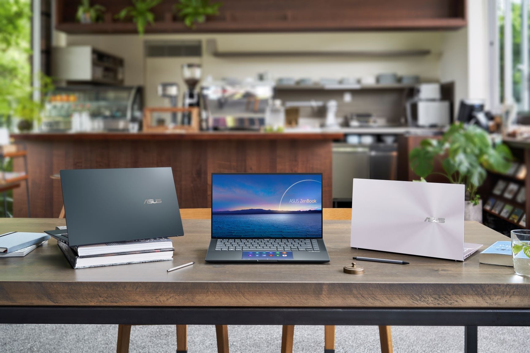 El Asus ZenBook 14 Ultralight.