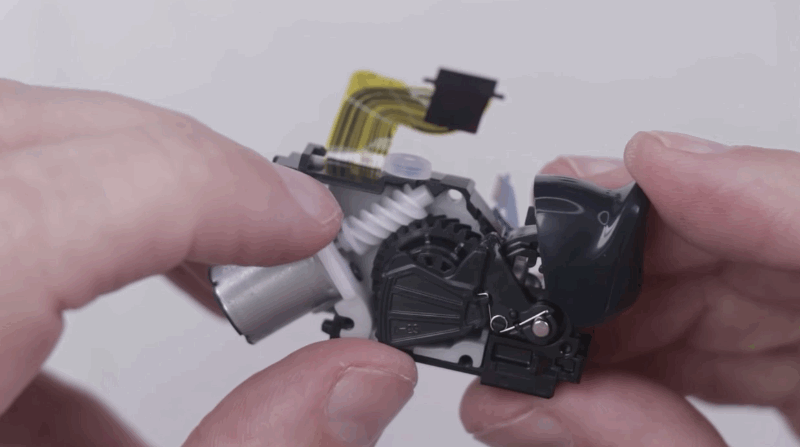 Gif: TronicsFix (YouTube)