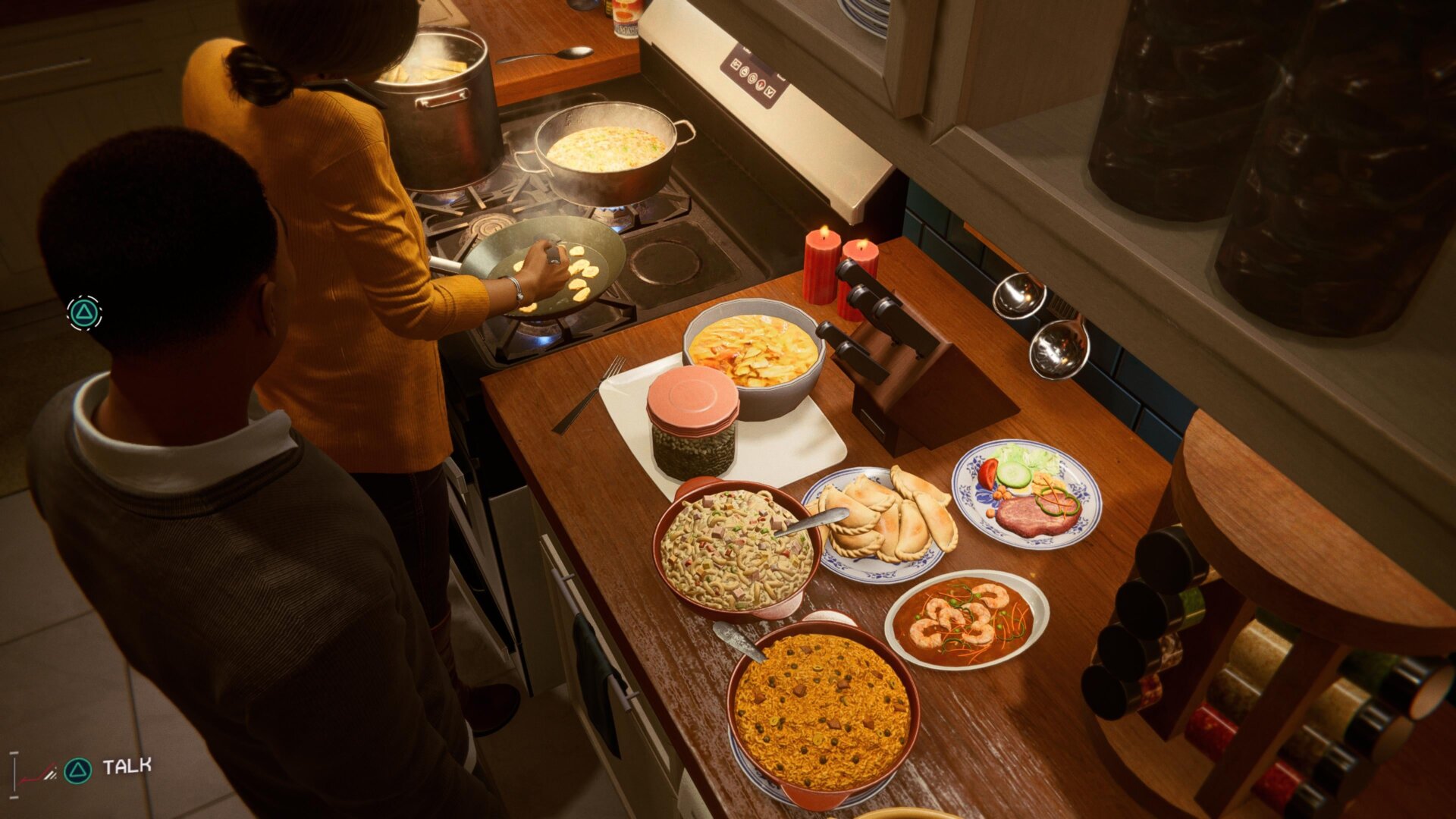 ¡También hay empanadas y arroz con pollo!