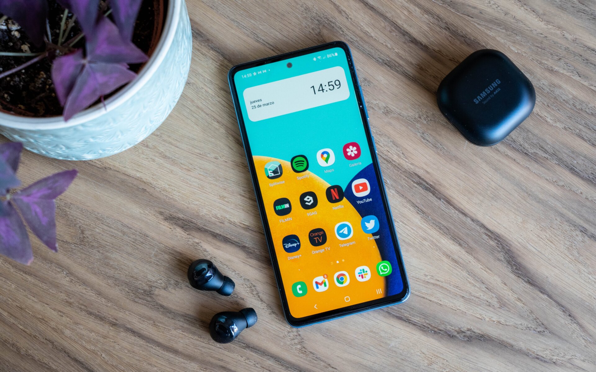 Tiene sentido apostar por el A52 si tienes otros dispositivos del ecosistema Samsung.