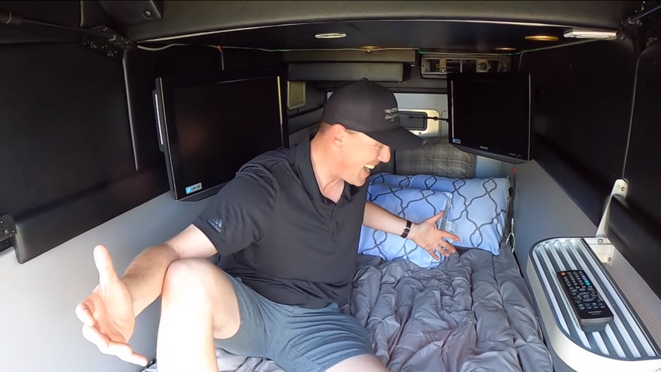 Screenshot: RVing with Andrew Steele / YouTube