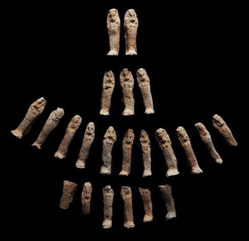 Artefactos encontrados dentro de la ciudad.