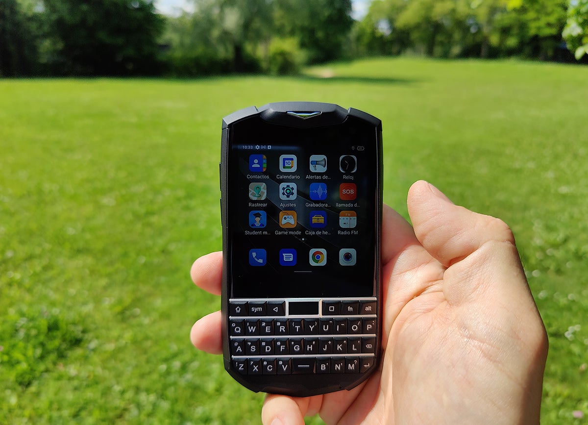 La pantalla se ve estupenda a pleno sol.