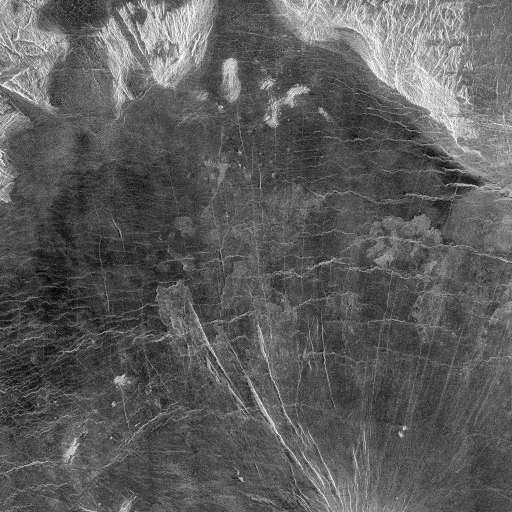 La zona de aterrizaje de Venera 10, con una tesela brillante al norte. Imagen tomada por la sonda Magallanes.