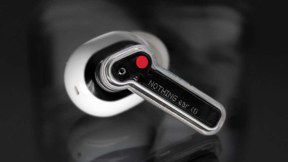 El diseño transparente logra diferenciarse del resto.