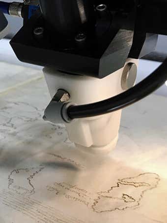 Un espectrómetro de fluorescencia de rayos X de barrido revela la distribución de elementos