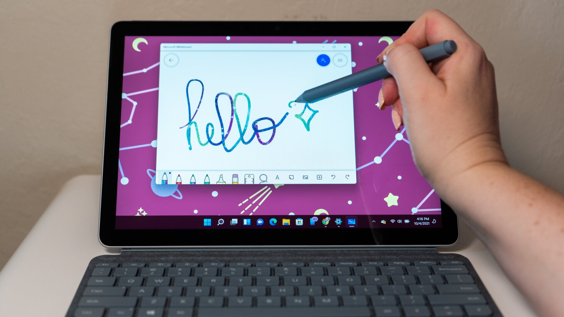 Añade estilo a tus notas con el Surface Pen. 