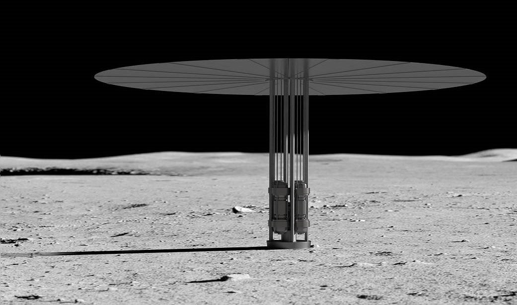 Concepto de un reactor de fisiómn sobre la superficie de la Luna.