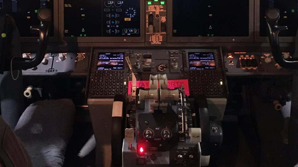 La cabina de un 737 Max.