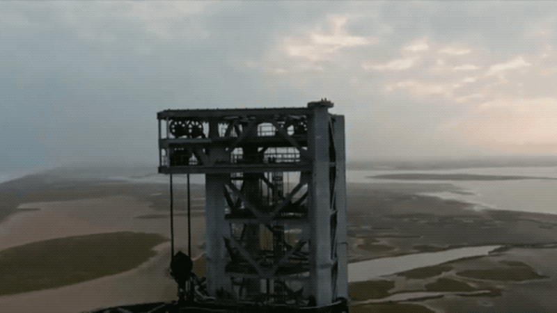 Gif: Elon Musk/SpaceX/Twitter/Gizmodo