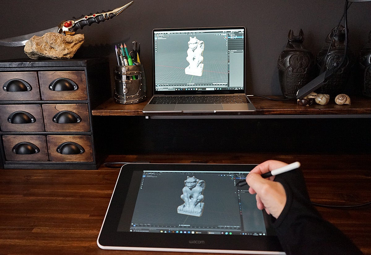 Photo: Carlos Zahumenszky / Gizmodo