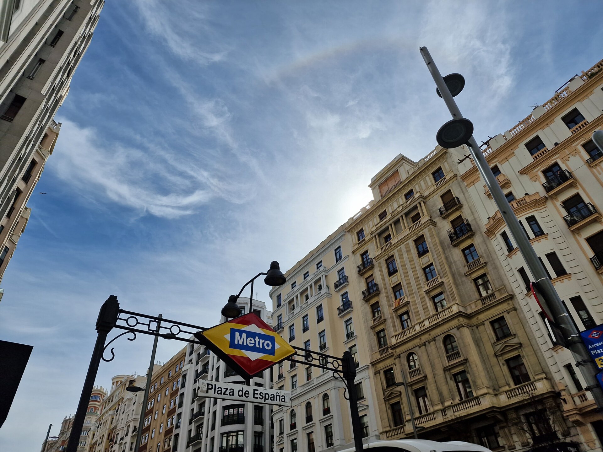 A pesar de que el cielo brillaba a rabiar, el S22 Ultra consigue que no salga absolutamente quemado y sin perder todos los detalles de las sombras por el camino