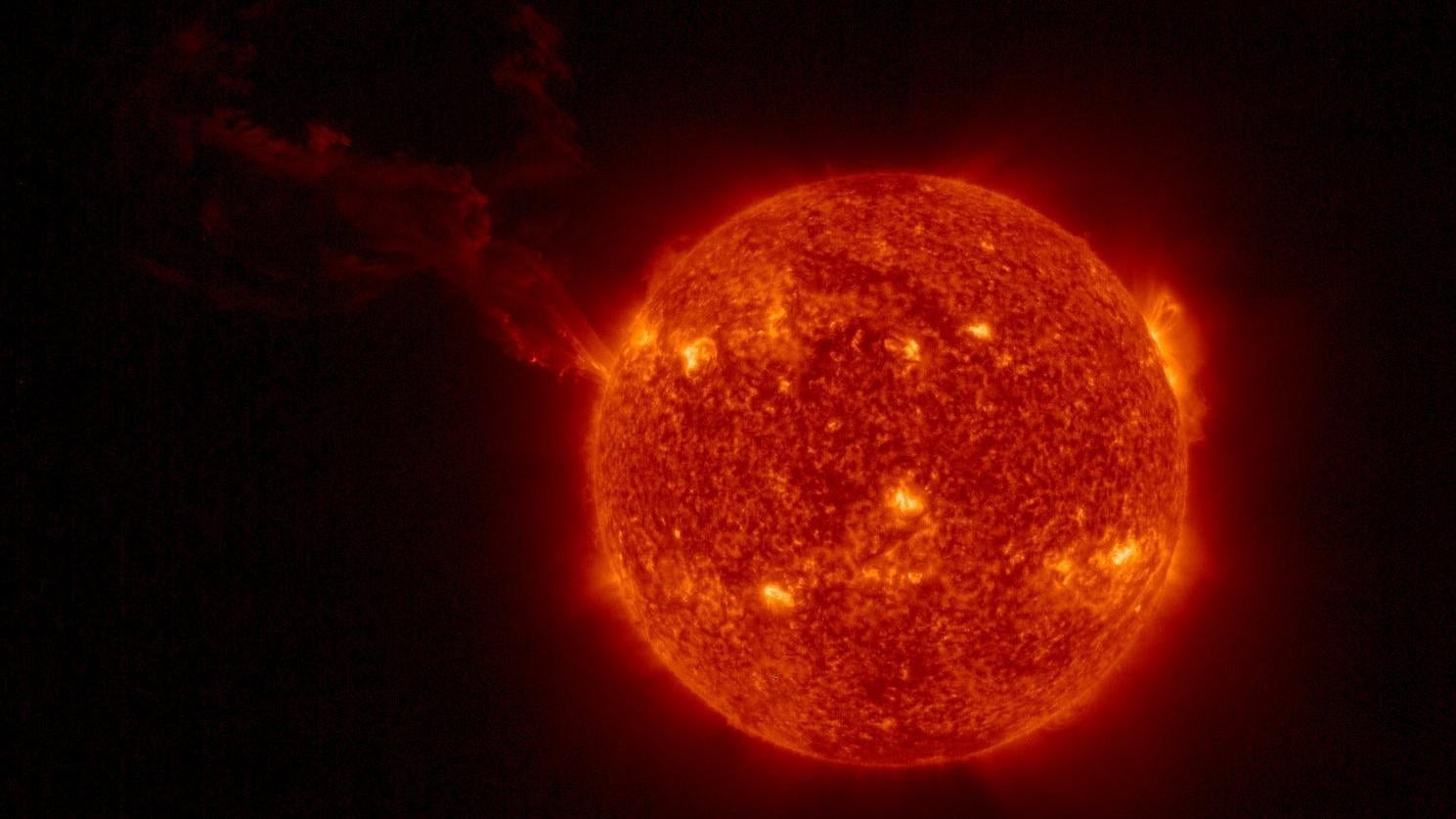 La protuberancia solar capturada por Solar Orbiter el 15 de febrero de 2022
