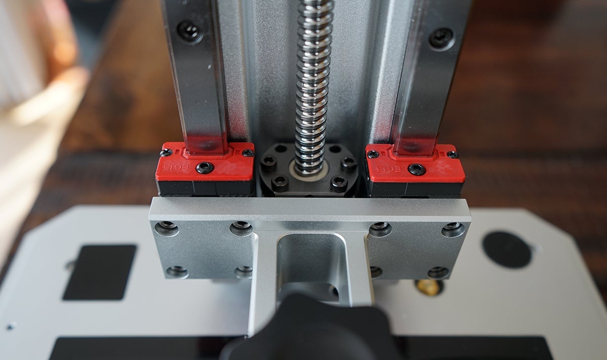 El punto de anclaje de la cama también es mucho más sólido.