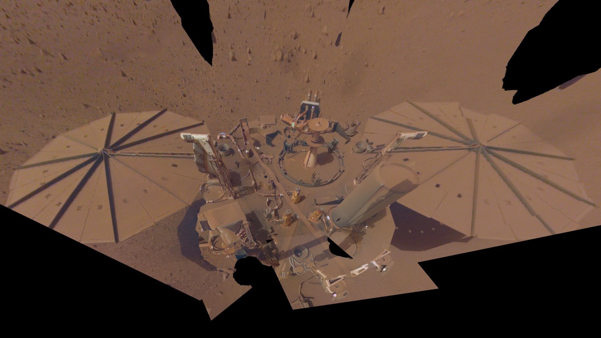 Esta panorámica, sacada el pasado 24 de abril, será el último selfie de Insight.