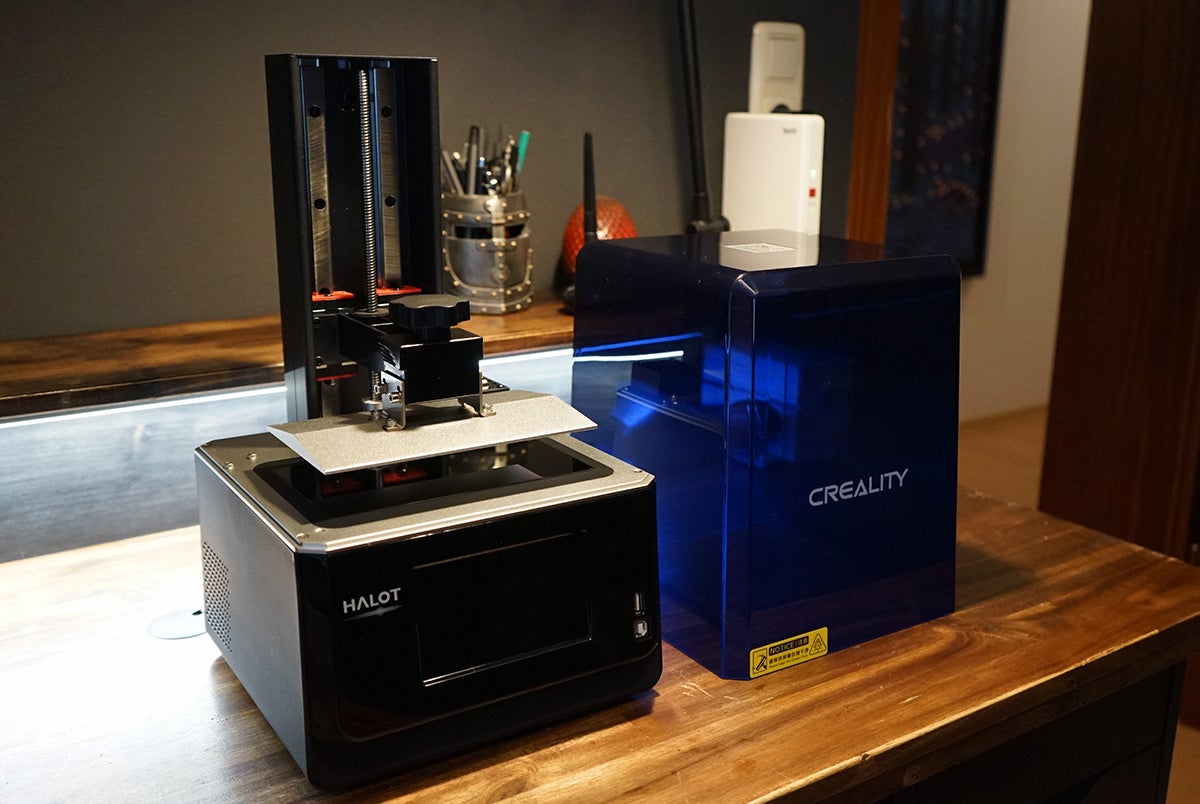 Este es todo el montaje que vas a tener que hacer. Poner la campana A en la base B.