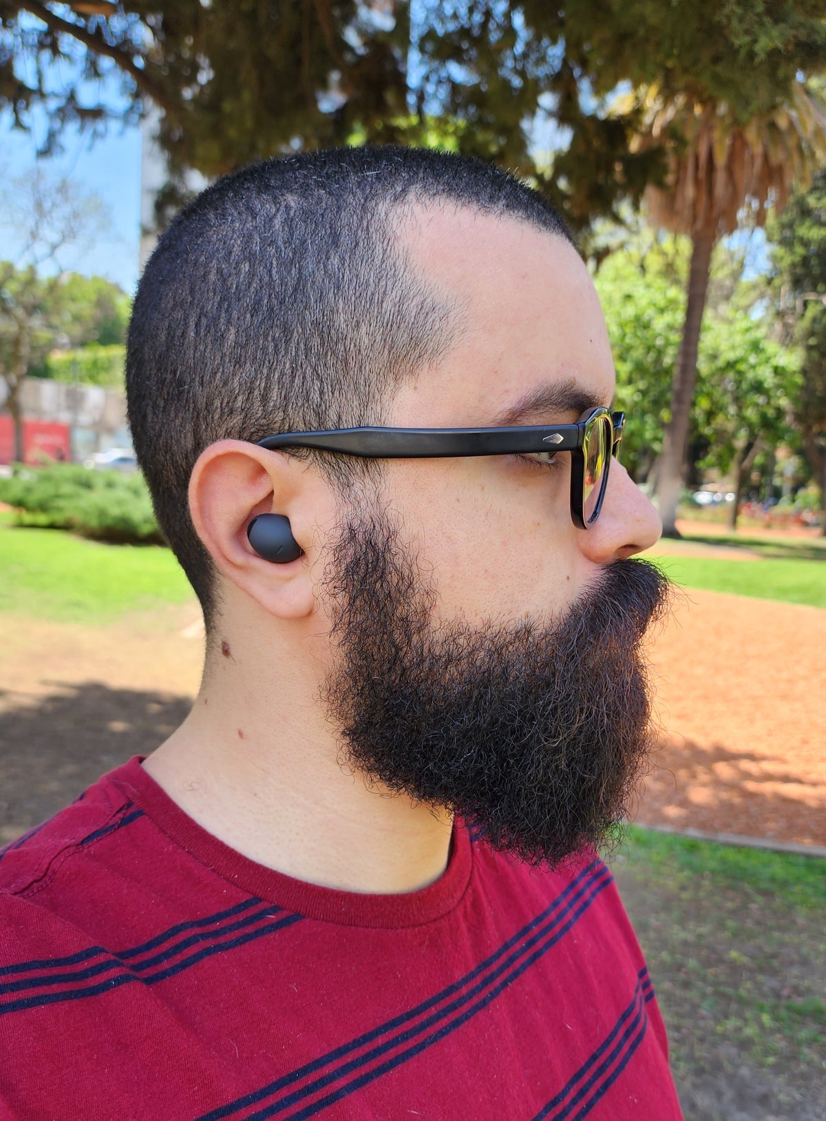 Así se ven los Galaxy Buds 2 Pro cuando los usamos.