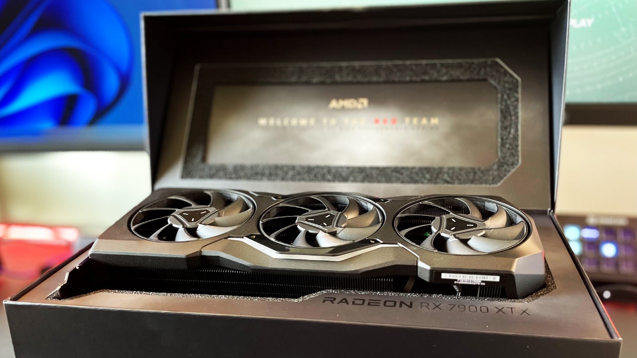 Photo: Damien Gula / Gizmodo