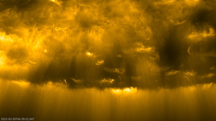Una imagen del polo sur del Sol tomada por la sonda Solar Orbiter.