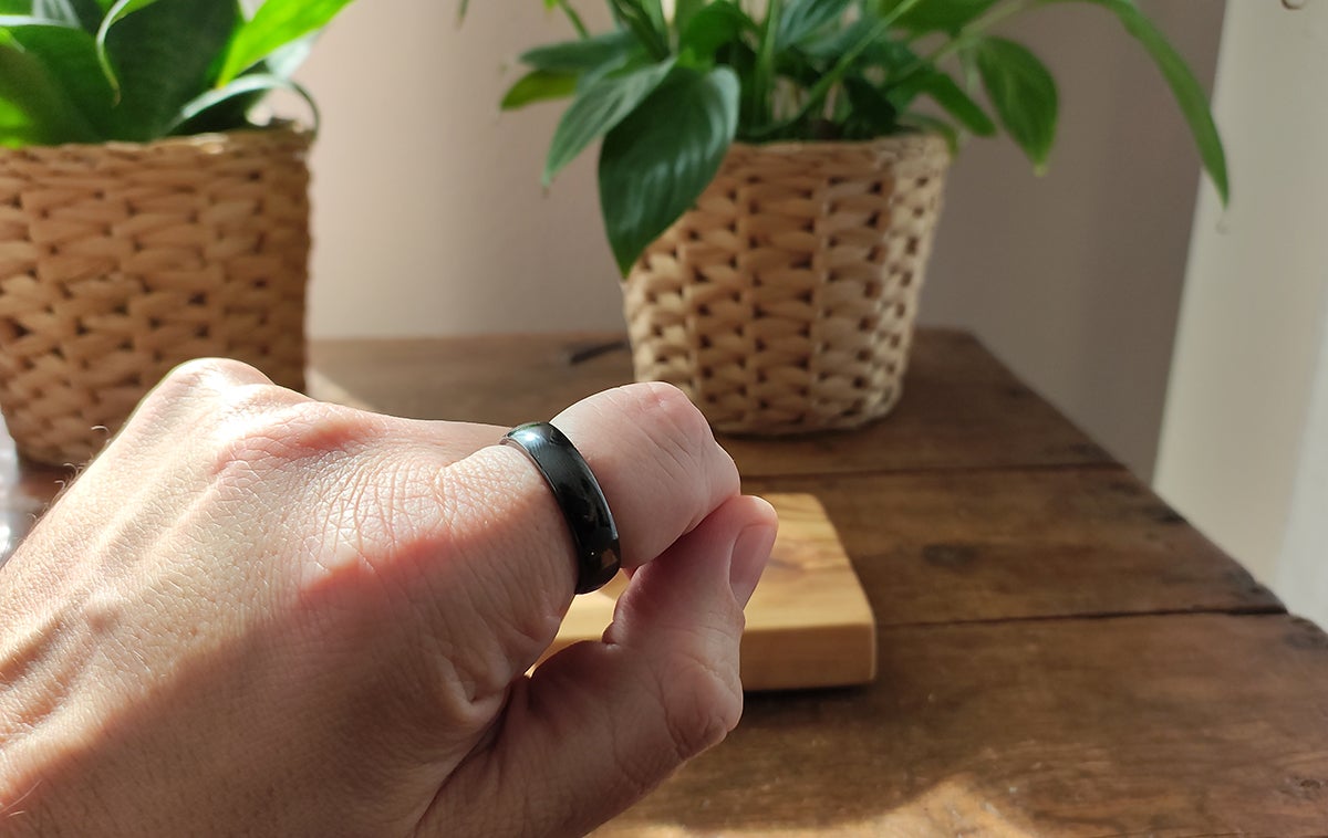 Antes de comprar el anillo Rikki debes medirte bien el dedo donde vayas a llevarlo(como con cualquier otro anillo).