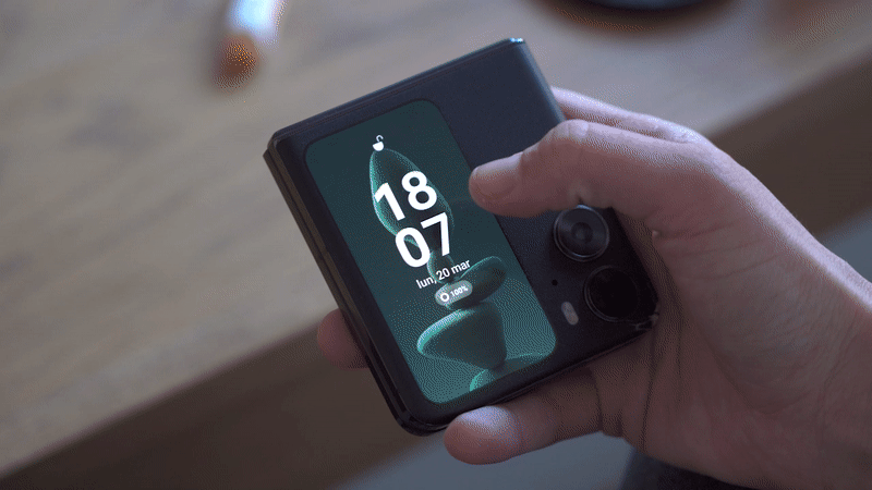 Podemos hacer uso de diferentes widgets sin necesidad de abrir el teléfono.