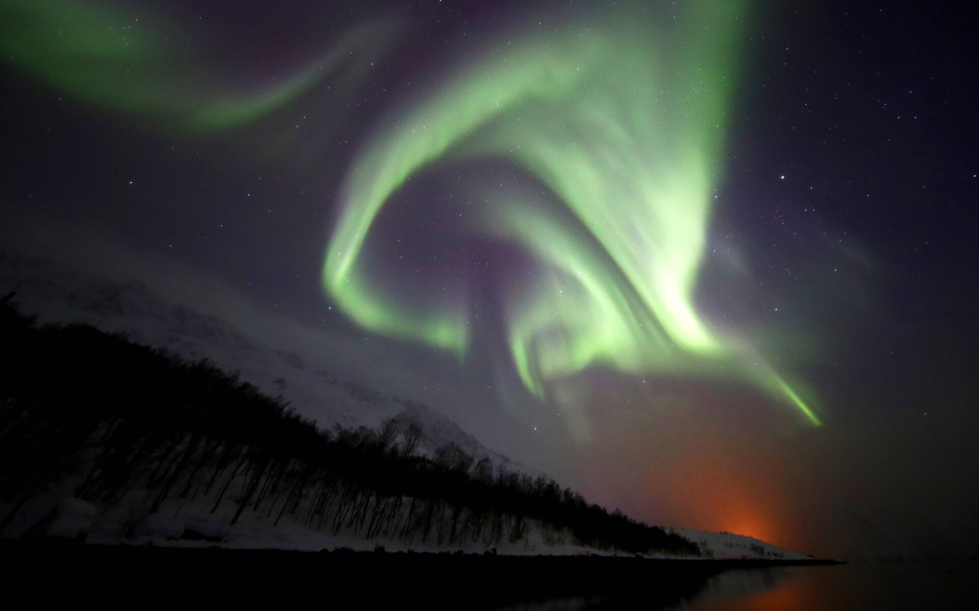 Photo: Dean Mouhtaropoulos