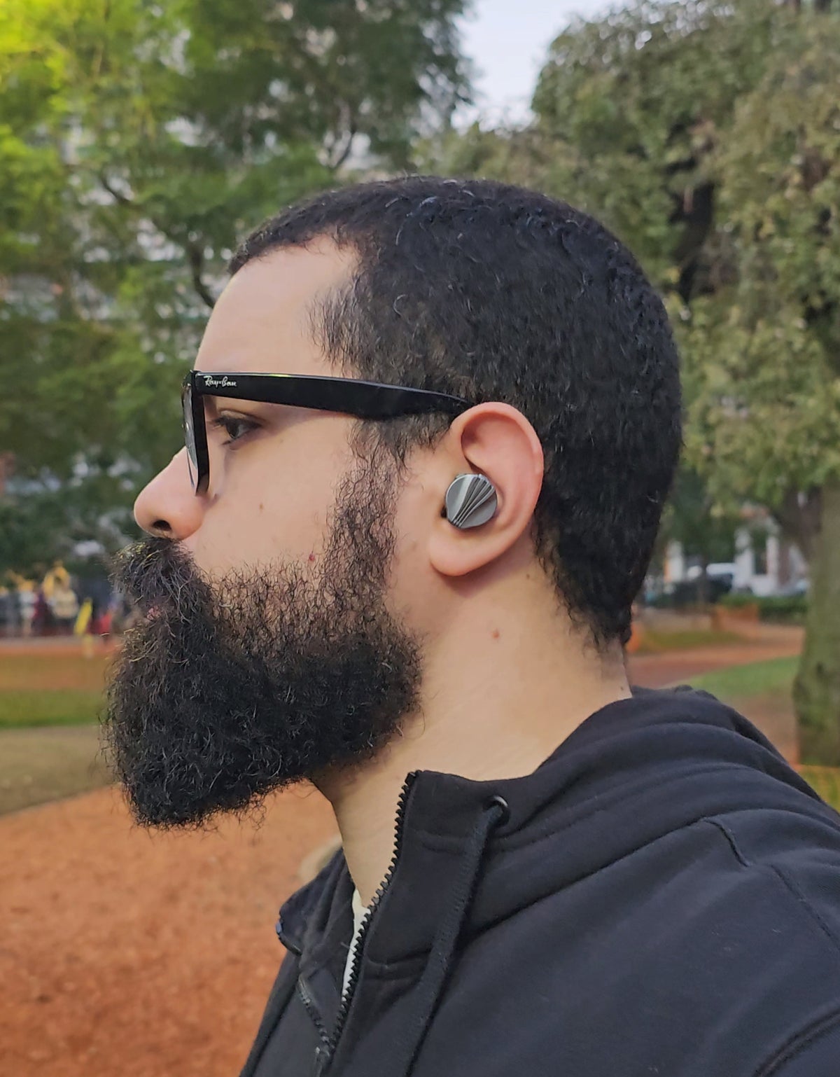 Así se ven los FiiO FW3 cuando los usas.